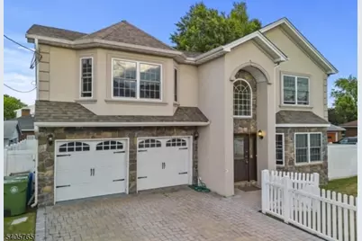 431 Raritan Rd, Linden, NJ 07036 - Photo 2