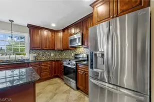 431 Raritan Rd, Linden, NJ 07036 - Photo 12