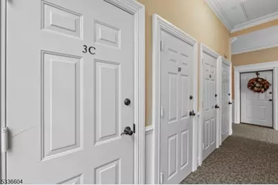 33 Forest Ave #E1, Hawthorne, NJ 07506 - Photo 18