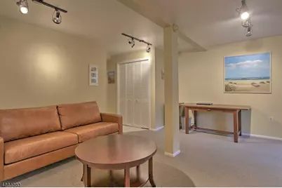 21 Eton Ct, Bedminster Township, NJ 07921 - Photo 30