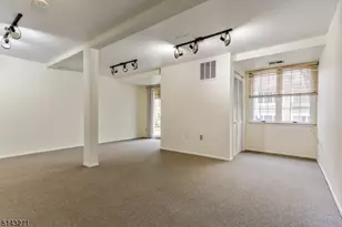 21 Eton Ct, Bedminster Township, NJ 07921 - Photo 26