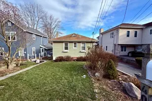 40 W Shore Rd, Denville, NJ 07834 - Photo 2