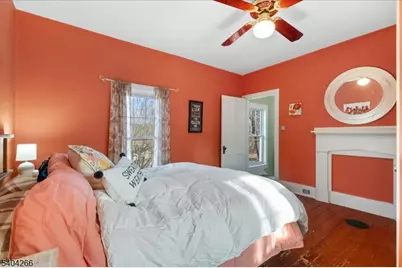 42 Main St, Hampton Boro, NJ 08827 - Photo 12