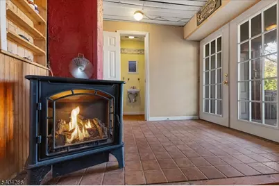 42 Main St, Hampton Boro, NJ 08827 - Photo 10