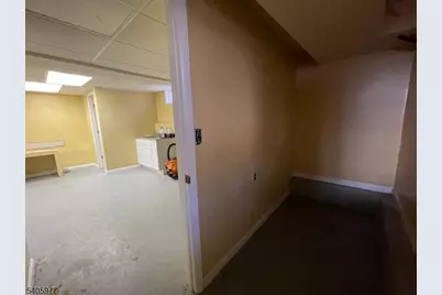 332 Lafayette St, Newark, NJ 07105 - Photo 32