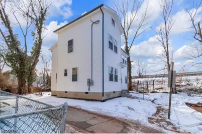 30 Prince Street, Orange, NJ 07050 - Photo 2