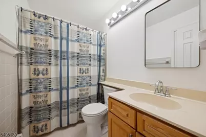 17 Coachlight Dr #17, Chatham Township, NJ 07928 - Photo 14