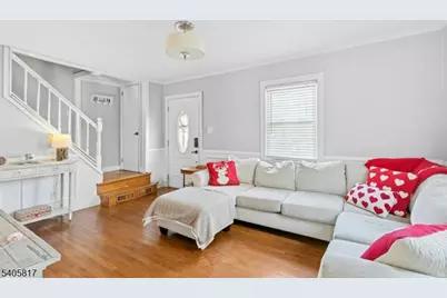 7 Colin Kelly St, Cranford Township, NJ 07016 - Photo 4