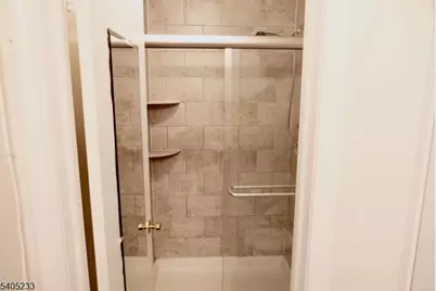 235 Tintern Ct, Franklin Township, NJ 08873 - Photo 10