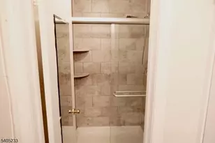 235 Tintern Ct, Franklin Township, NJ 08873 - Photo 10