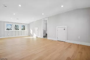 8 Willow St, Millburn, NJ 07041 - Photo 18