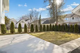 8 Willow St, Millburn, NJ 07041 - Photo 42