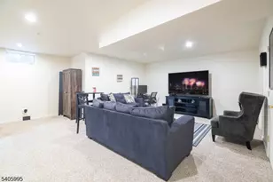 206 Sheffield Ct, Denville, NJ 07834 - Photo 8