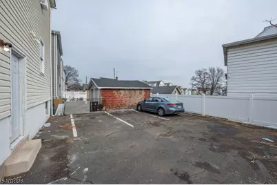 65 Grove St 1st Floor, Bloomfield, NJ 07003 - Photo 18