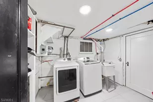 61 Keer Ave, Newark, NJ 07112 - Photo 20