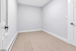 658 Magnolia Ave, Elizabeth, NJ 07206 - Photo 12