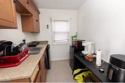 10 Glennon Pl, West Orange Township, NJ 07052 - Photo 20