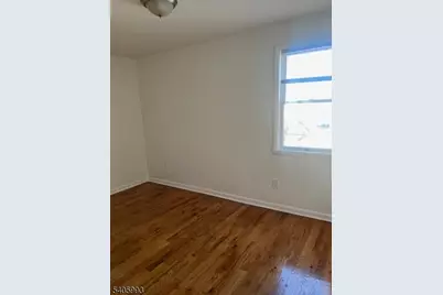 58 Brill St, Newark, NJ 07105 - Photo 8