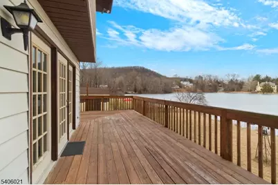 18 Valley Dr W, Vernon, NJ 07418 - Photo 28