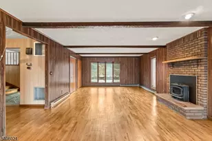 18 Valley Dr W, Vernon, NJ 07418 - Photo 24