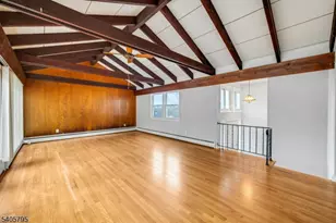 49 Pine Grove Rd, Berkeley Heights Township, NJ 07922 - Photo 14