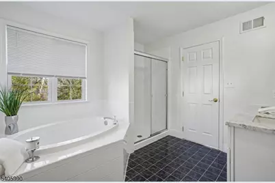 5 McElroy Ln, Montgomery Township, NJ 08502 - Photo 32