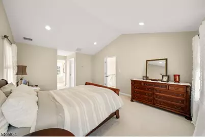 4 Forest Hill Ct, Hanover Township, NJ 07981 - Photo 18