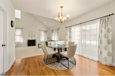 4 Forest Hill Ct, Hanover Township, NJ 07981 - Photo 10