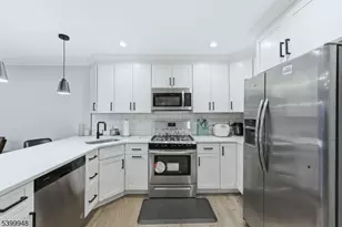 15 Rector Ave, Woodbridge Township, NJ 07095 - Photo 6