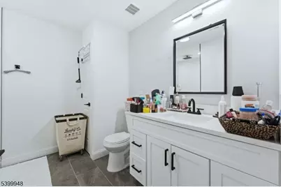 15 Rector Ave, Woodbridge Township, NJ 07095 - Photo 16