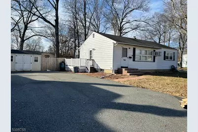 31 Kingston Rd, Parsippany, NJ 07054 - Photo 2