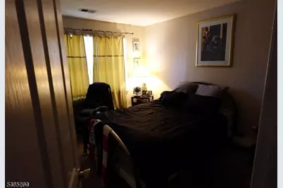 635 Bloomingdale Ave, Kenilworth, NJ 07033 - Photo 18