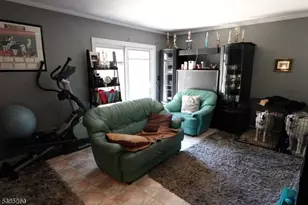 635 Bloomingdale Ave, Kenilworth, NJ 07033 - Photo 20