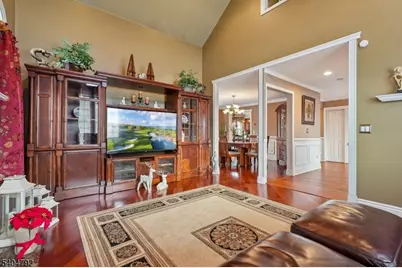 13 Crestmont Dr, Hillsborough Township, NJ 08844 - Photo 8