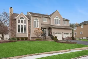 13 Crestmont Dr, Hillsborough Township, NJ 08844 - Photo 1