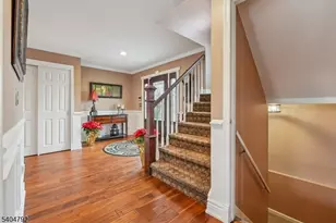 13 Crestmont Dr, Hillsborough Township, NJ 08844 - Photo 6