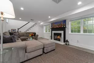 173 W Oak St, Bernards Township, NJ 07920 - Photo 26