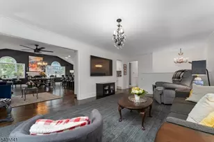 173 W Oak St, Bernards Township, NJ 07920 - Photo 4