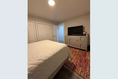 210 E Henry St, Linden, NJ 07036 - Photo 8