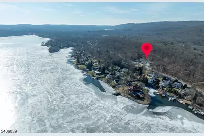 165 Lakeside Rd #8, West Milford Twp., NJ 07421 - Photo 40