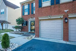 9 Magellan Way, Franklin Township, NJ 08823 - Photo 4