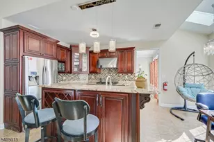 9 Magellan Way, Franklin Township, NJ 08823 - Photo 16