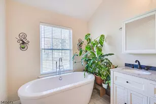 9 Magellan Way, Franklin Township, NJ 08823 - Photo 30