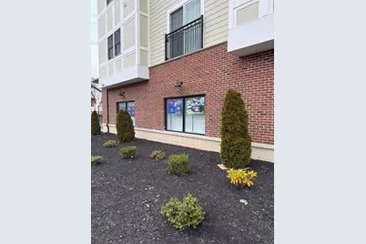 351 Clay Ave W, Roselle Park, NJ 07204 - Photo 4