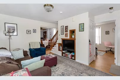 826 Sigsbee Ave, Alpha, NJ 08865 - Photo 4