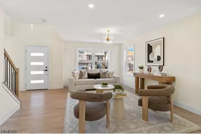 461 Thoreau Ter, Union Township, NJ 07083 - Photo 4