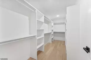 461 Thoreau Terrace, Union Township, NJ 07083 - Photo 18