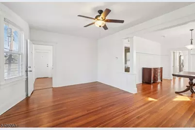 125 Madeline Ave, Clifton, NJ 07011 - Photo 12