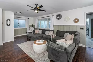 10 Lincoln Ave, Lambertville, NJ 08530 - Photo 18