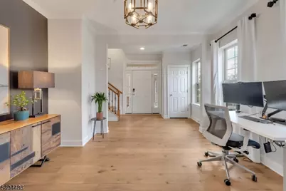 7 Ambrosia Ct, Livingston, NJ 07039 - Photo 6